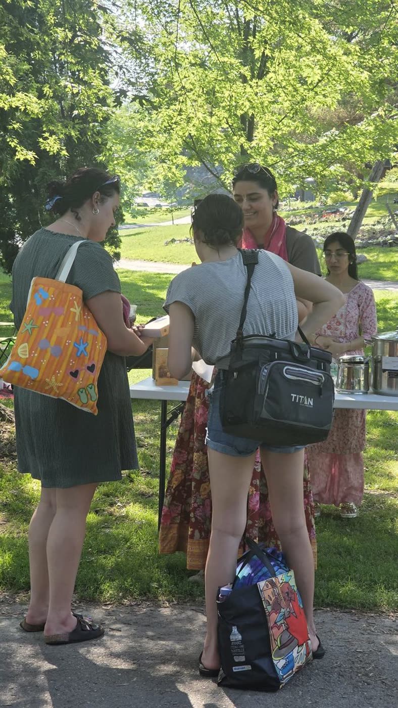 Sharing Śrīla Prabhupāda's books with the community